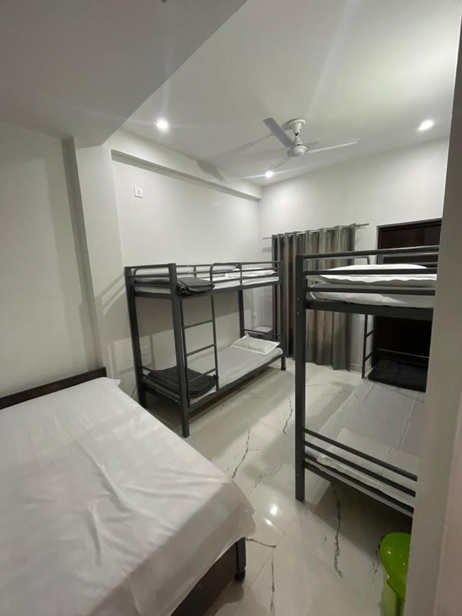 Olt Hostel Rishīkesh Buitenkant foto